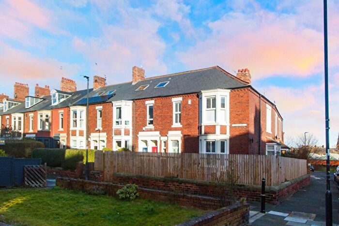 3 Bedroom End Of Terrace House For Sale In Hulne Avenue, Tynemouth, NE30