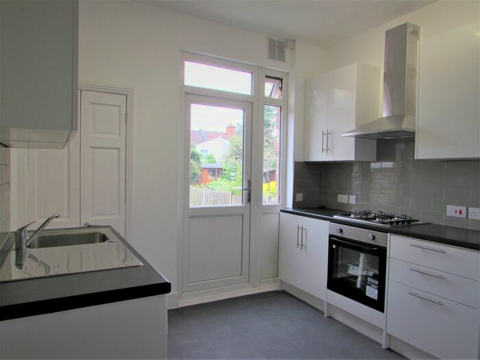 1 Bedroom Flat To Rent In Wellington Road, Harrow Wealdstone, Middlesex, HA3