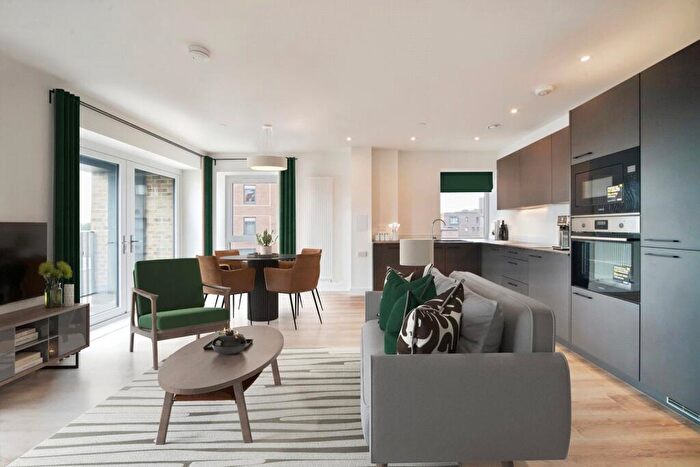 2 Bedroom Flat For Sale In Catkin Road, London, NW9