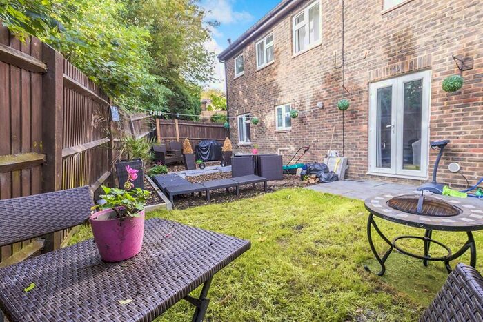 1 Bedroom House To Rent In Lapwing Rise, Stevenage, Hertfordshire, SG2