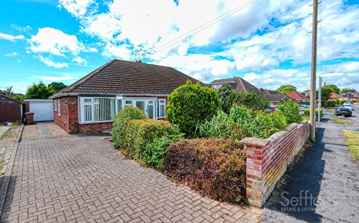 3 Bedroom Bungalow For Sale In Falcon Road West, Norwich, Norfolk, NR7
