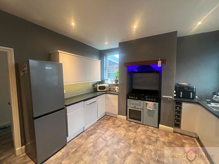 3 Bedroom End Of Terrace House For Sale In Buxton Road, Leek, Staffordshire, ST13