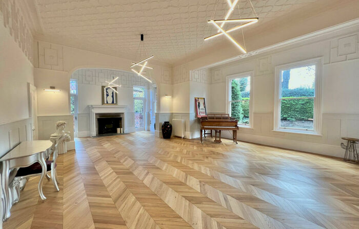 2 Bedroom Country House For Sale In Prime North Leamington, Re-Available, Sq Ft Of Luxury, CV32