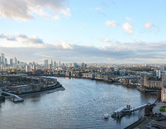 2 Bedroom Apartment To Rent In Landmark Pinnacle, Marsh Wall, London, E14