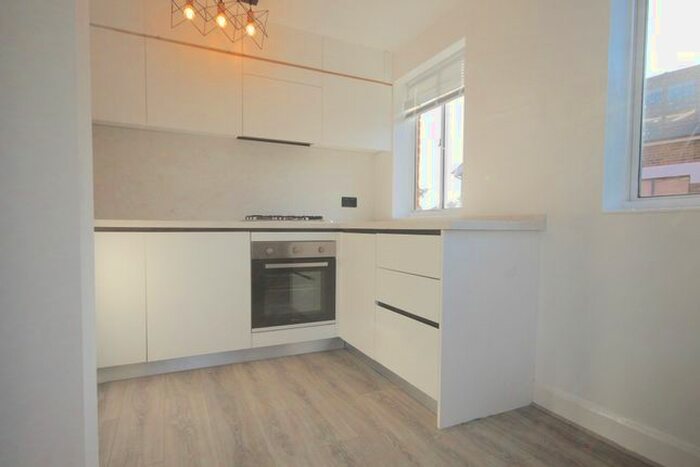 1 Bedroom Flat To Rent In Mulgrave Road, Croydon, Surrey, CR0