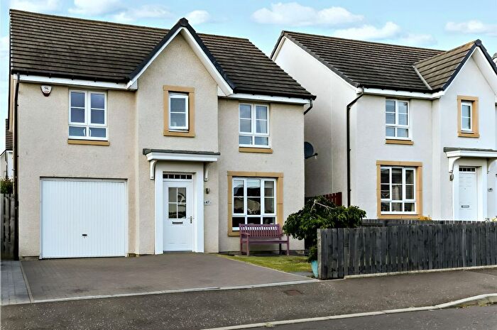 4 Bedroom Detached House For Sale In Todshaugh Gardens, Kirkliston, EH29
