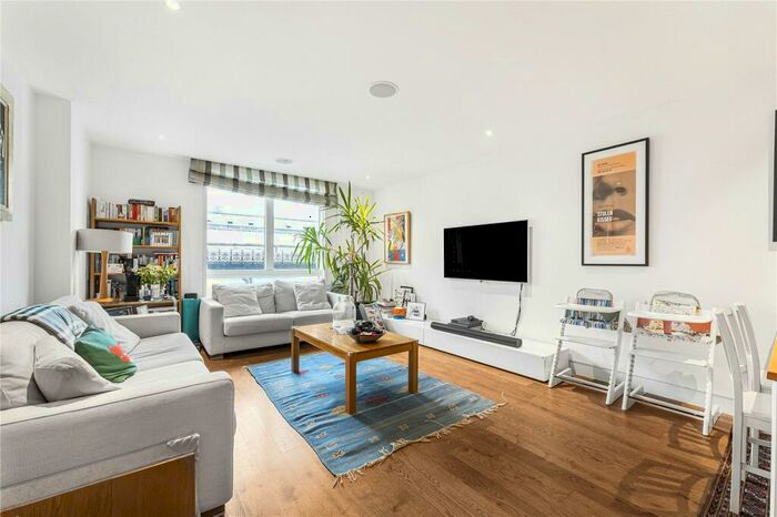 2 Bedroom Apartment To Rent In Leonard Street, Shoreditch, London, EC2A