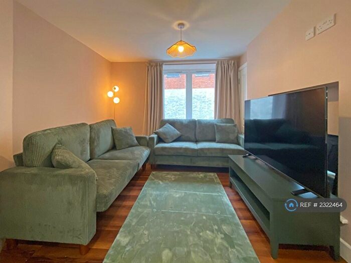 3 Bedroom Semi Detached House To Rent In Grosvenor Street, Barnstaple, EX32