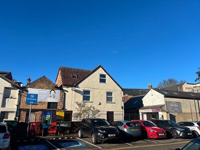 1 Bedroom Flat To Rent In Station Road, Taunton, TA1