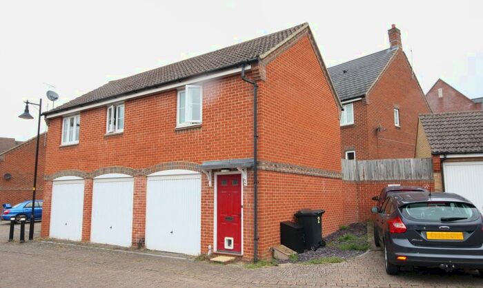 1 Bedroom Detached House To Rent In Dussek Place, Swindon, Wiltshire, SN25