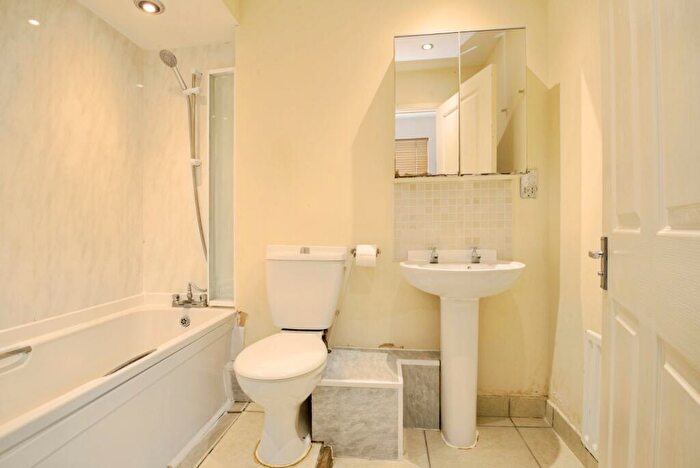 1 Bedroom Flat To Rent In Northcote Street, Cardiff, CF24
