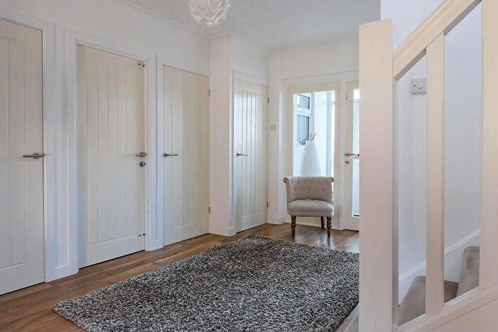 4 Bedroom Detached House For Sale In Regis Avenue, Aldwick Bay Estate, Aldwick, West Sussex, PO21