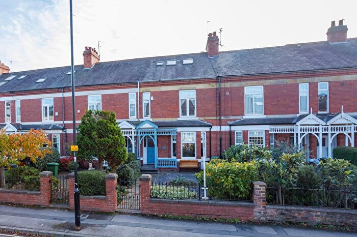 5 Bedroom Terraced House For Sale In East Parade, York, YO31