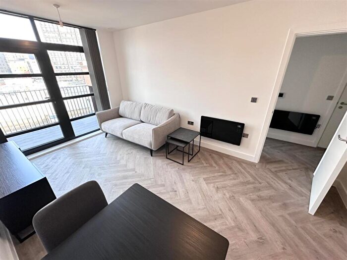 1 Bedroom Apartment To Rent In Gunsmith House, Price Street, Birmingham, B4