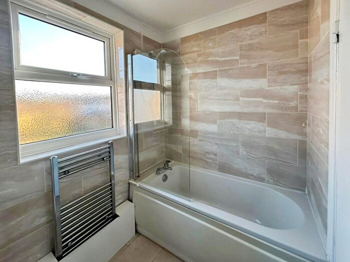 1 Bedroom Flat To Rent In Bath Road, Central, Cheltenham, GL53