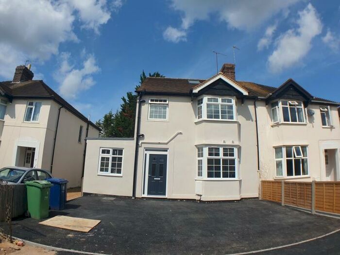 6 Bedroom Semi-Detached House To Rent In Belvedere Road **Available In August **, OX4