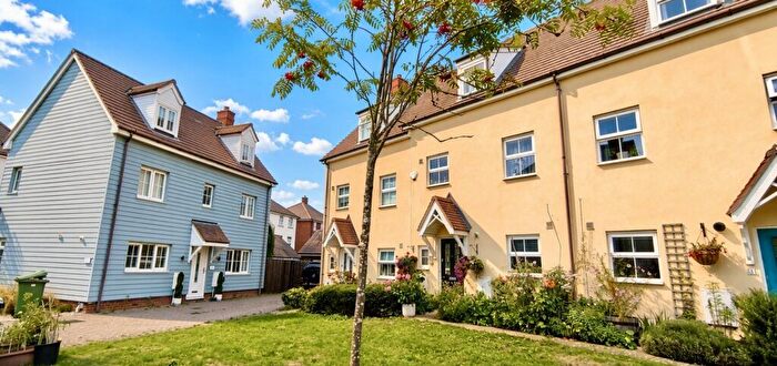 4 Bedroom Terraced House For Sale In Lupin Close, Wymondham, NR18