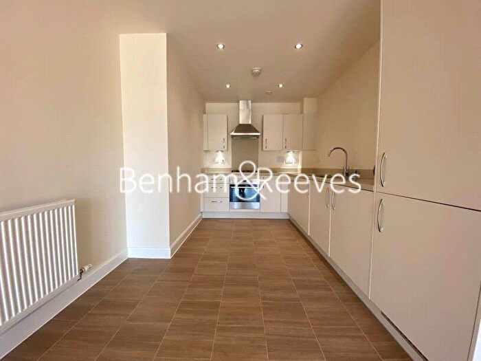 1 Bedroom Apartment To Rent In Berwick Place, Trumpington, Cambridge, Cambridgeshire, CB2