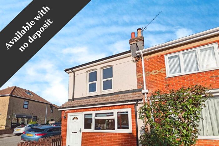 1 Bedroom Flat To Rent In Foundry Lane, SO15