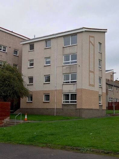 3 Bedroom Flat To Rent In Aster Gardens, Motherwell, ML1