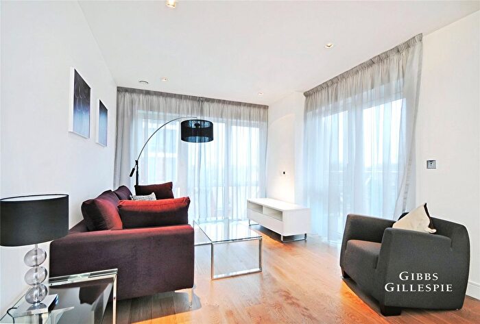 2 Bedroom Flat To Rent In Belgravia House, Dickens Yard, Longfield Avenue, W5