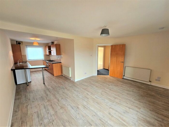 2 Bedroom Flat To Rent In Merkland Lane, City Centre, Aberdeen, AB24