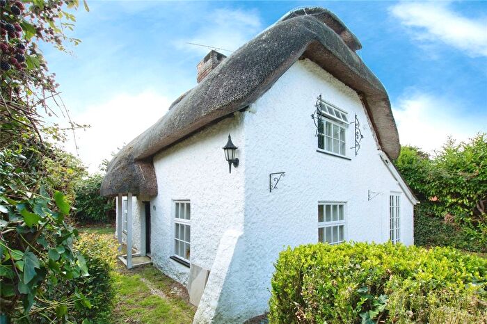 2 Bedroom Cottage For Sale In Ringwood Road, Verwood, Dorset, BH31