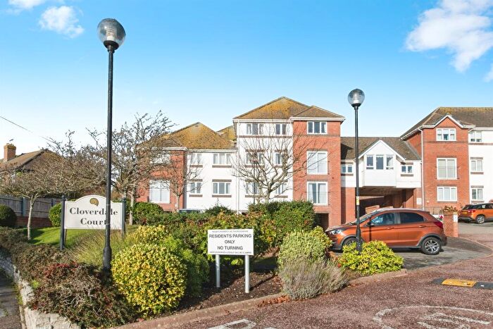 2 Bedroom Flat For Sale In Anning Road, Lyme Regis, DT7