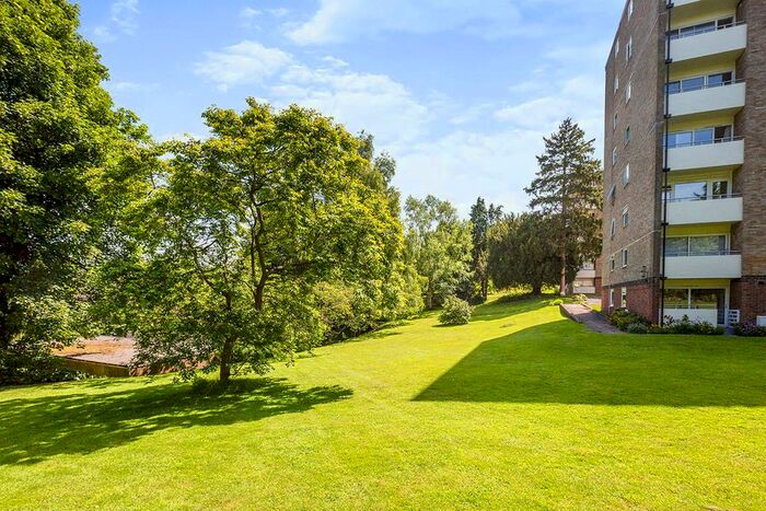 1 Bedroom Flat To Rent In Ferndale Close, Tunbridge Wells, Kent, TN2