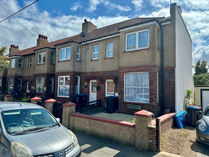 3 Bedroom End Of Terrace House To Rent In Quex View Road, Birchington, Kent, CT7