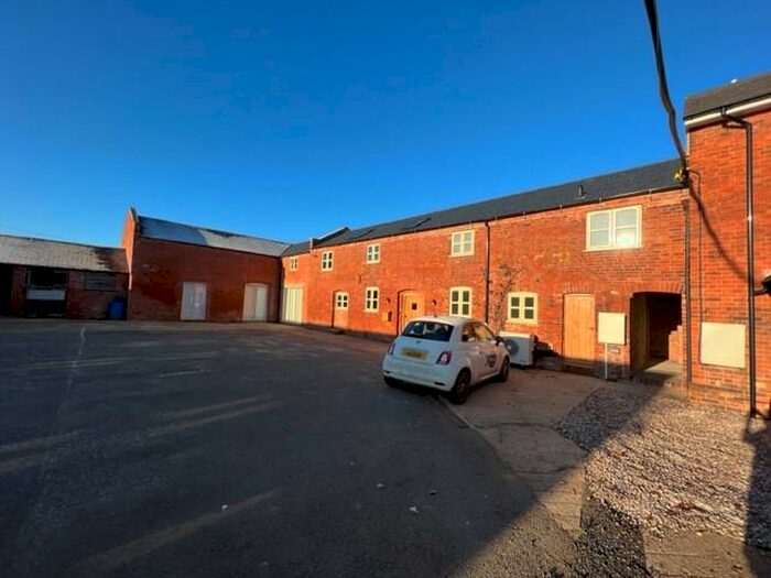 4 Bedroom Barn Conversion To Rent In Overton Road.Ibstock, LE67