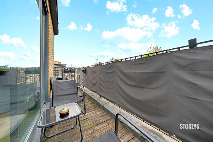 1 Bedroom Flat To Rent In Phipp Street, Shoreditch, London, EC2A