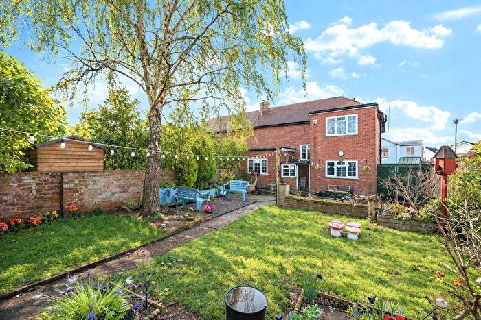3 Bedroom Semi-detached House For Sale In St. Leonards, Exeter, EX2