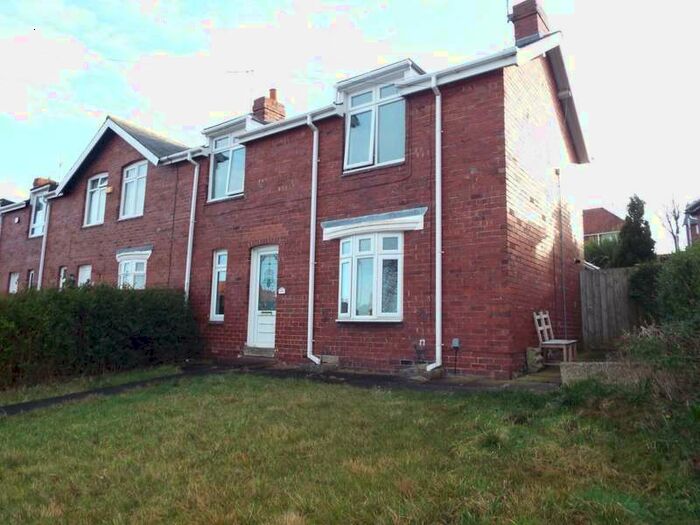 Houses for sale & to rent in NE9 5ND, Carr Hill Road, Deckham Gateshead