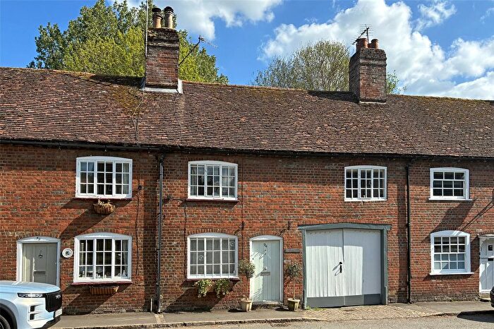 1 Bedroom Terraced House To Rent In Church Street, Chesham, Buckinghamshire, HP5