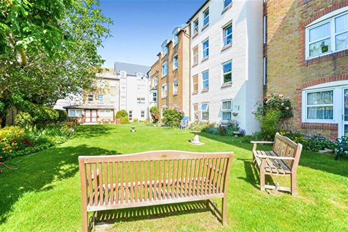 1 Bedroom Retirement Property To Rent In Homefern House, Cobbs Place, Off Fort Road, Margate, CT9