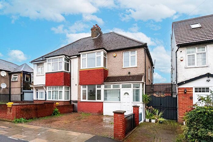 3 Bedroom Property To Rent In The Approach, London, East Acton, London, W3