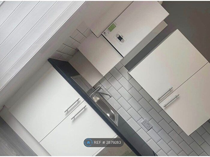 1 Bedroom Flat To Rent In Canal St, Renfrew, PA4