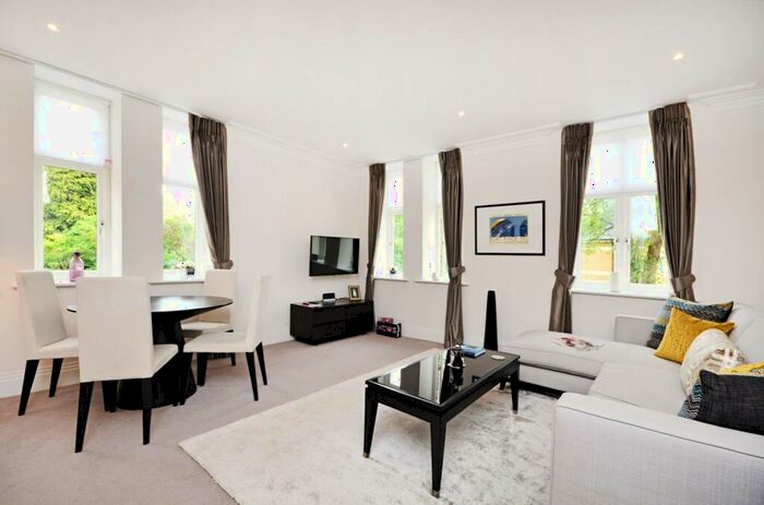 2 Bedroom Flat To Rent In Havanna Drive, Temple Fortune, London, NW11