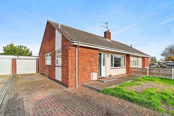 2 Bedroom Semi-Detached Bungalow To Rent In Edgefield Avenue, Manningtree, CO11