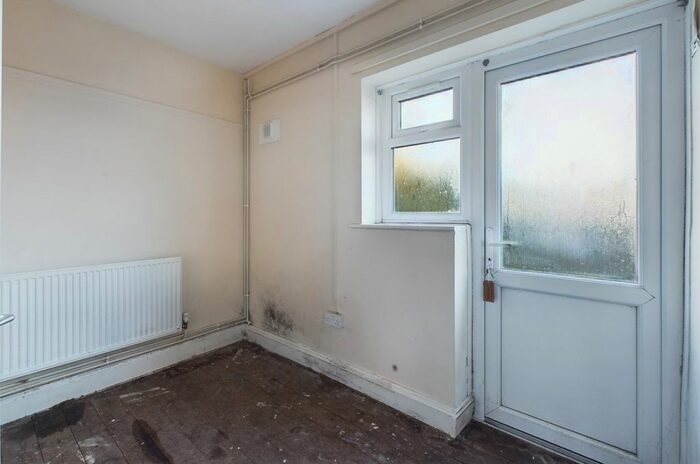 2 Bedroom Flat For Sale In Green End, Landbeach, Cambridge, CB25