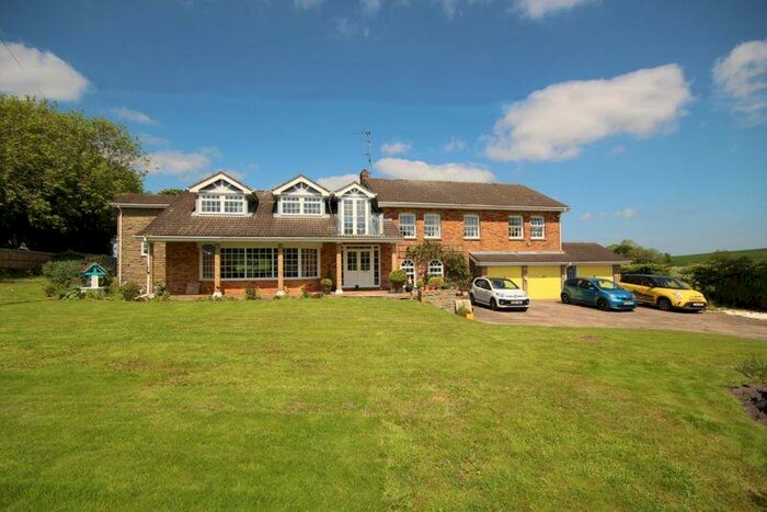 6 Bedroom Detached House For Sale In Goulceby Road, Raithby-cum-maltby, LN11