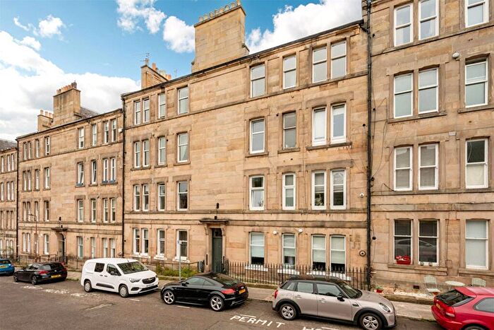 1 Bedroom Flat For Sale In Comely Bank Row, Comely Bank, Edinburgh, EH4