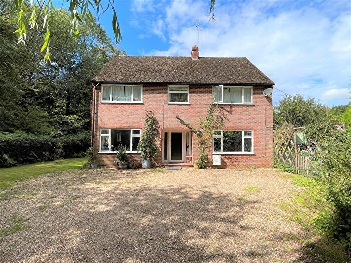 4 Bedroom Detached House To Rent In Checkendon, Reading, RG8