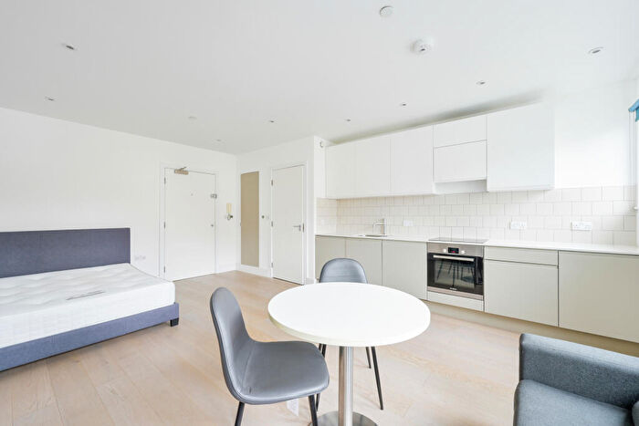 Studio To Rent In Osborn House, Osborn Terrace, London, SE3