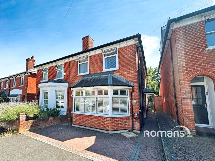 3 Bedroom Semi-Detached House For Sale In Lowlands Road, Blackwater, Camberley, GU17
