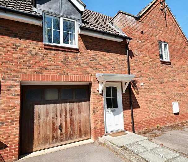 2 Bedroom Flat To Rent In Gibbards Close, Sharnbrook, Bedford, MK44