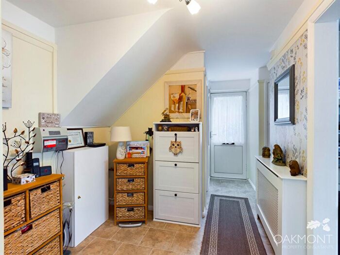 1 Bedroom Maisonette To Rent In King Edward Road, Basildon, SS15