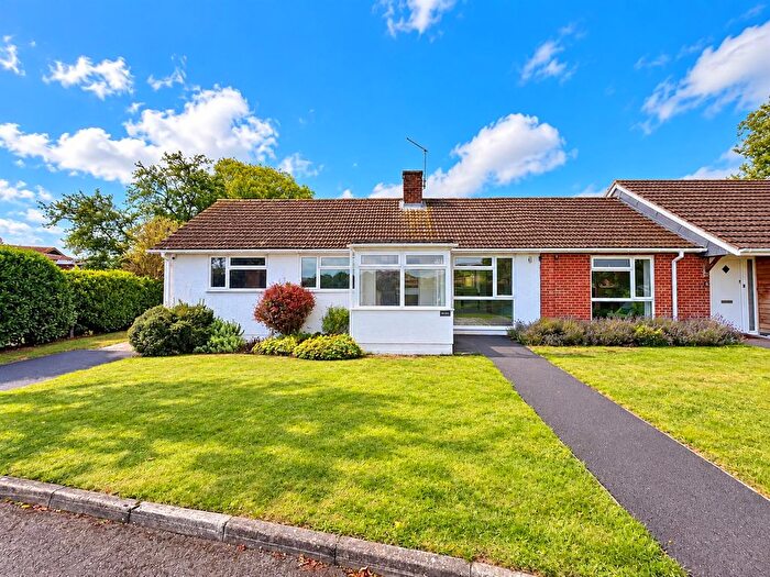 2 Bedroom Semi Detached Bungalow To Rent In Crondall, North Farnham, GU10