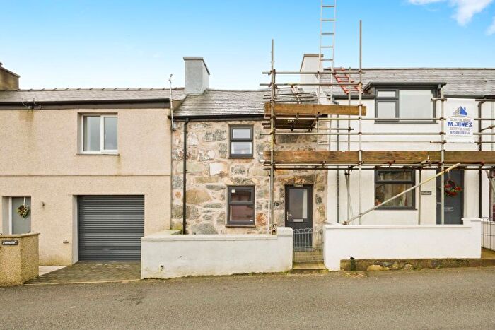 2 Bedroom Terraced House For Sale In Pentre Uchaf, Pwllheli, Gwynedd, LL53
